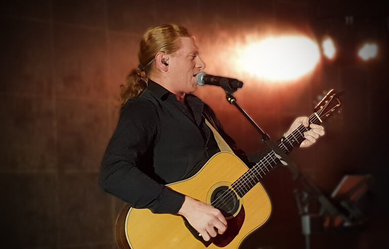 Zanger met gitaar boeken - Maarten de Gans